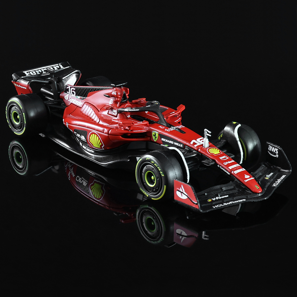 Bburago 1:43 ใหม่ 2023 F1 Scud - Model Kit Ferrari บทวิจารณ์และราคา